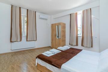 Фото Гостевой дом Hotel Continental г. Гори 4