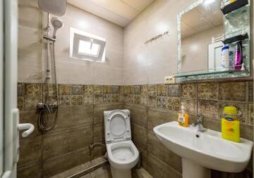 Фото номера Четырехместный номер Хостелы Tsera House г. Гори 5