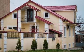 Фото Гостевой дом Your home г. Гори 2